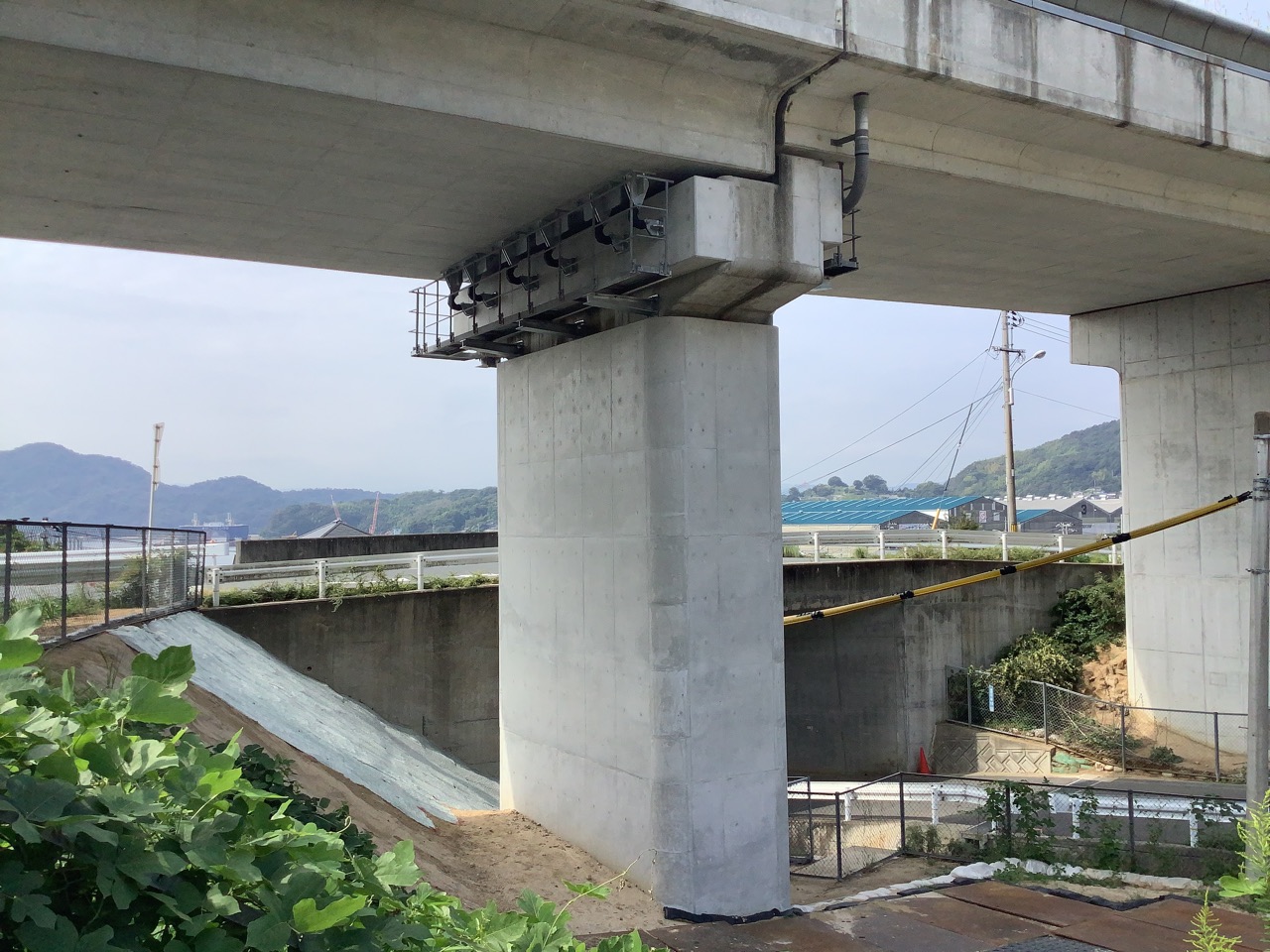 広島呉道路　仁保高架橋他６橋耐震補強工事