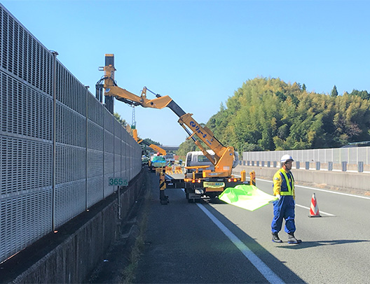 谷和原管内道路保全工事業務(1) 平成30年3月